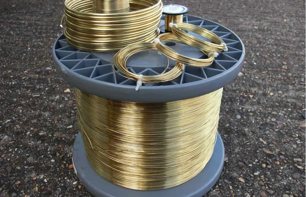 Buying golden brass wire to make jewelry